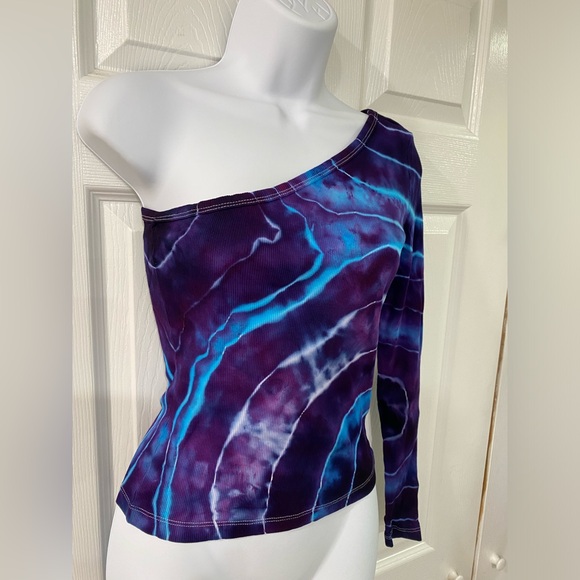 Small top - Picture 2 of 2